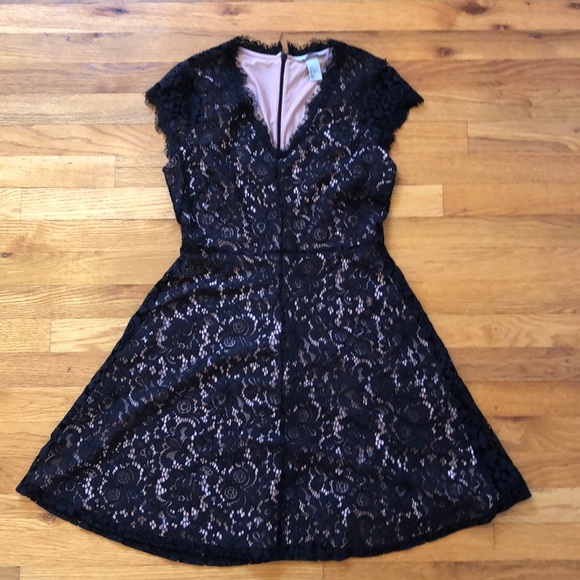 H&M lace dress, size S - Picture 3 of 7